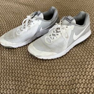 Womens Nike Tennis shoe size 9